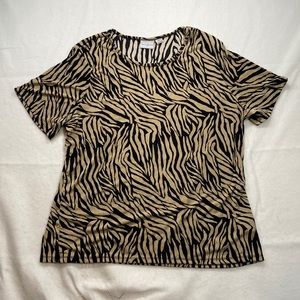 Jaclyn Smith Short Sleeve Shirt Blouse Striped Tan Black Stretch Womens Plus XXL